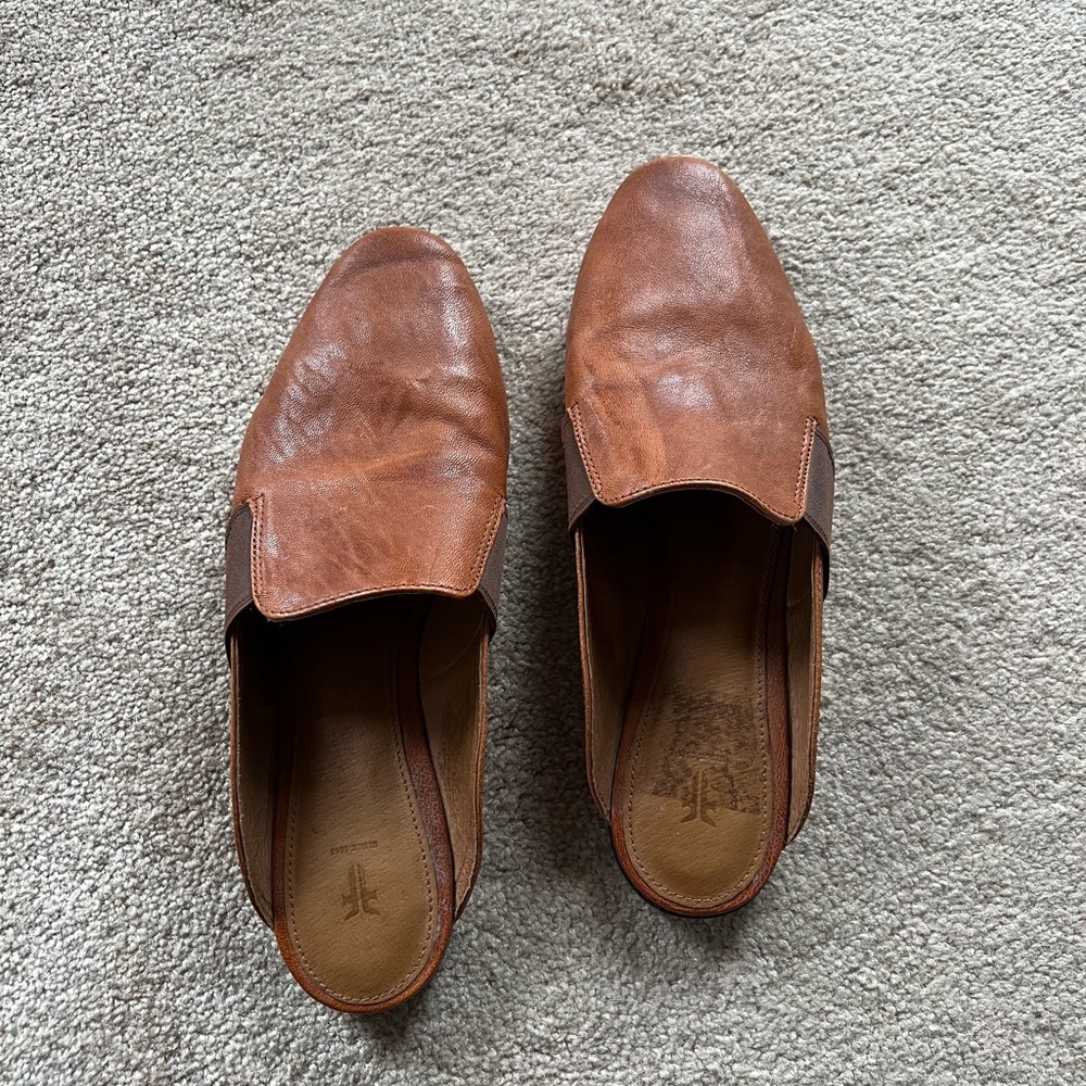 Frye Leather Mules Slip On Camel Slides